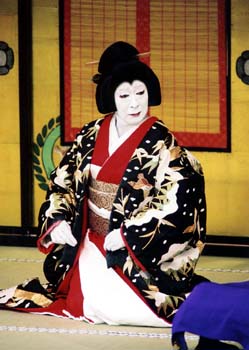 菊五郎流 円熟の政岡を披露